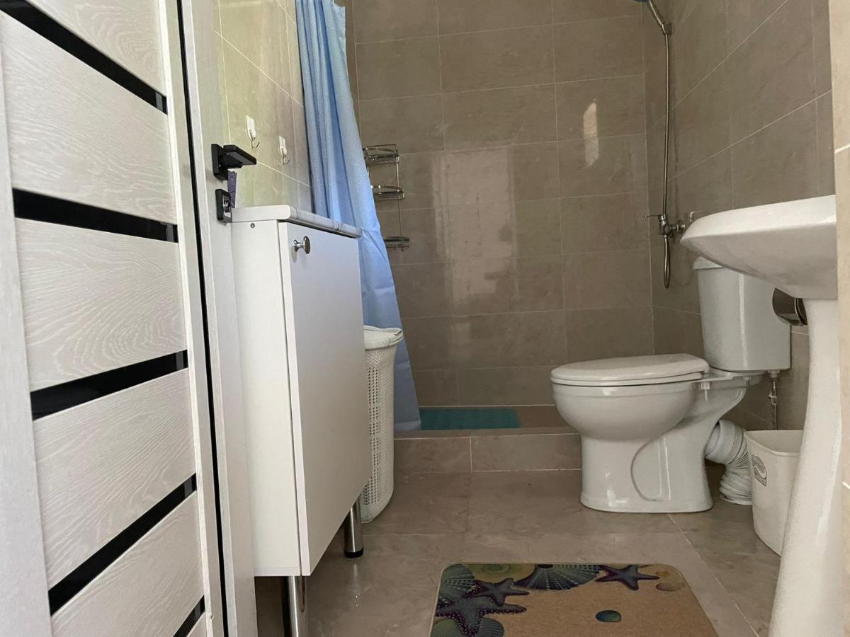 Korumdu Stunning Lakeside Villa מראה חיצוני תמונה