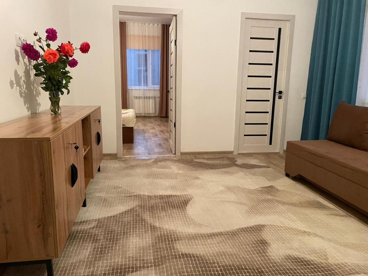 Korumdu Stunning Lakeside Villa מראה חיצוני תמונה